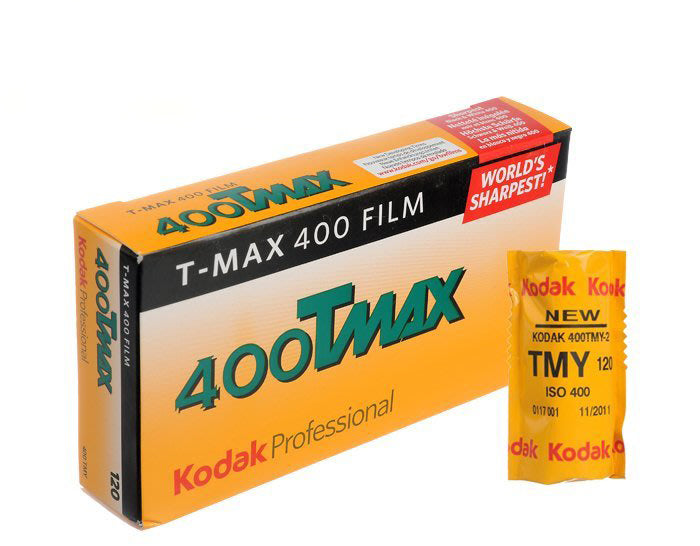 KODAK T-MAX 400 / 120 Film / B&W / 1 Roll